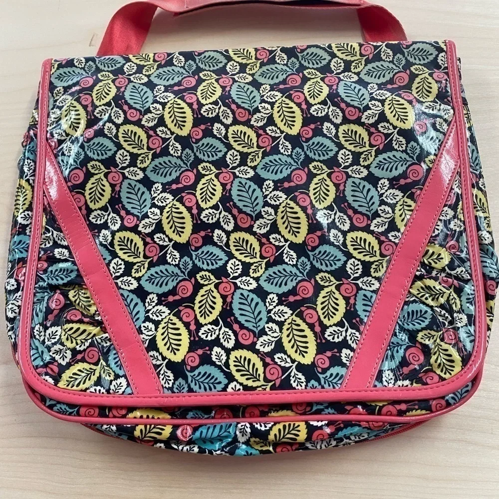 Vera Bradley Frill Computer/Tablet Bag (CZ)
